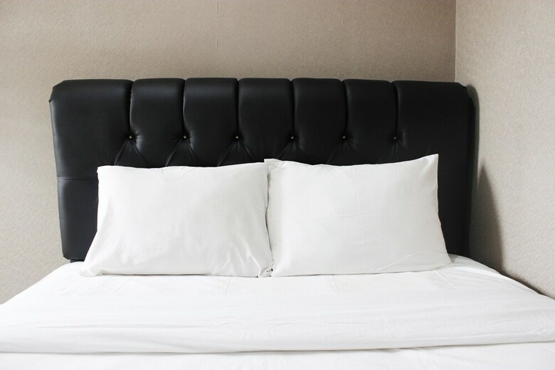 Strategic 2br Parahyangan Residence Apartment