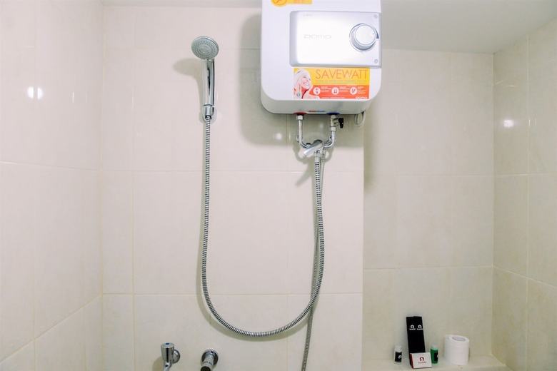 Minimalist Studio The Springlake View Bekasi Apartment
