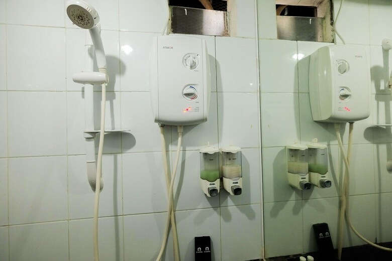 Nice Studio At Green Pramuka Apartment