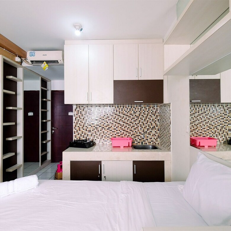 East Park Studio Apartment With Twin Beds