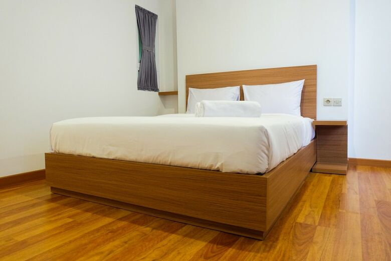 Azalea Suites Cikarang Studio Apartment With Bathtub