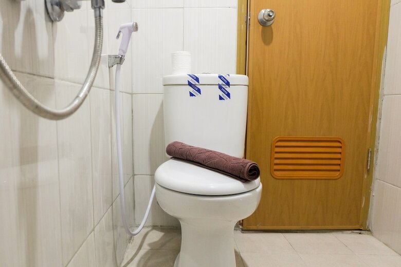 Spacious Studio Apartment At Grand Center Point