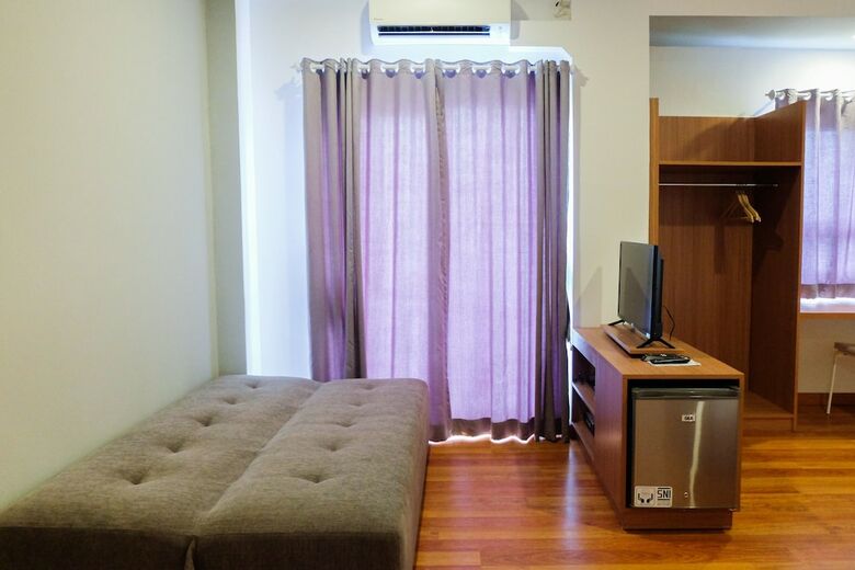 Spacious Studio Apartment At Grand Center Point