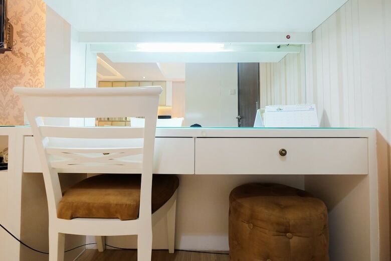 Contemporary 2br Apartment @ H Residence