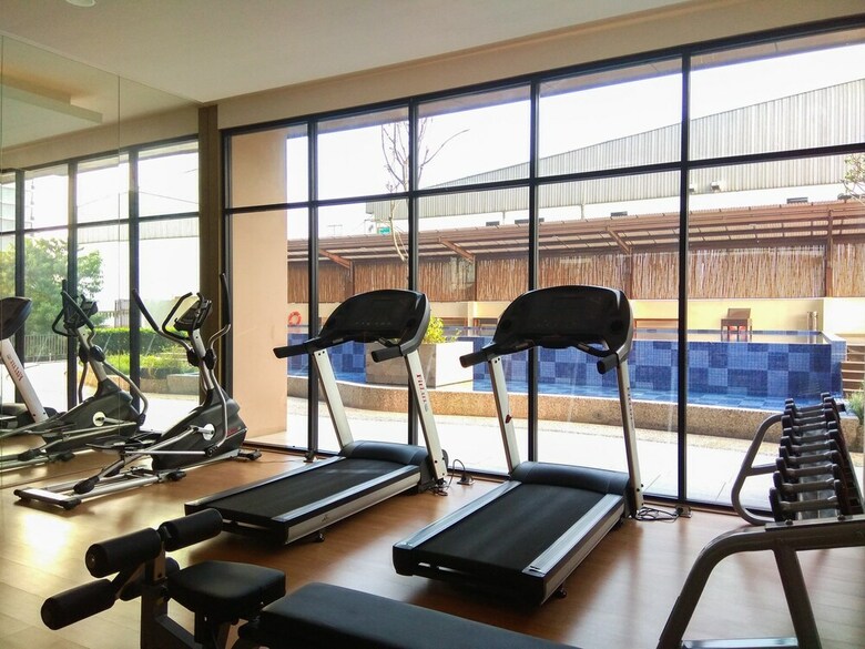 Spacious Studio Room @ Azalea Suites Apartment