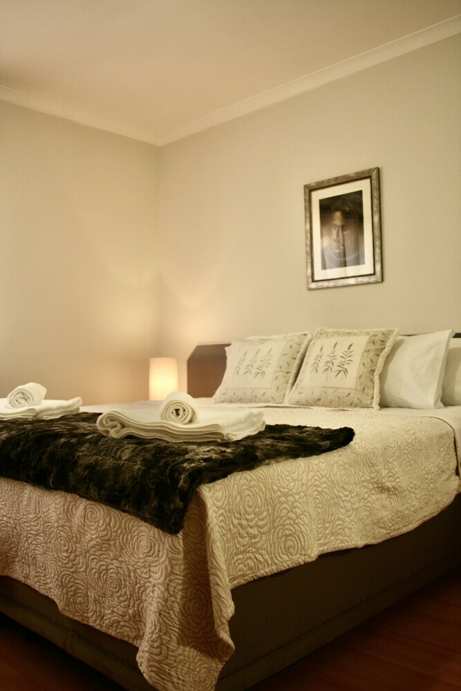 Hotel Blouberg Guest Suites