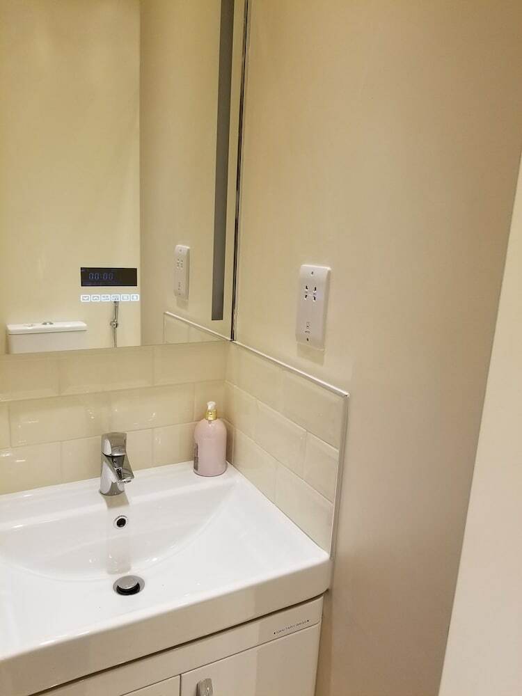 Mayflower Apartments