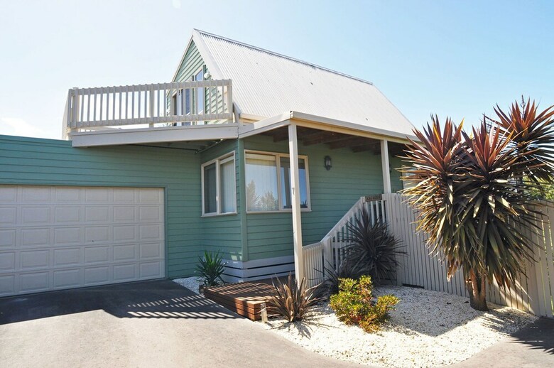 Archies Beachside Abode - Pet Friendly