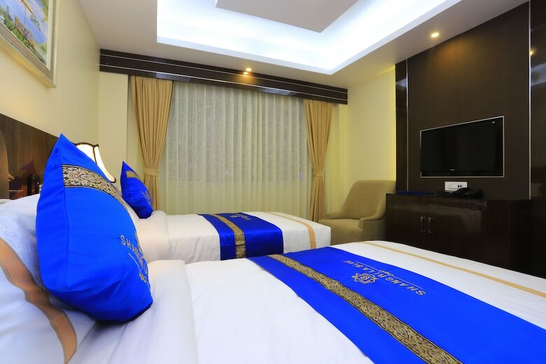 Palette - Shangrila Blu Hotel