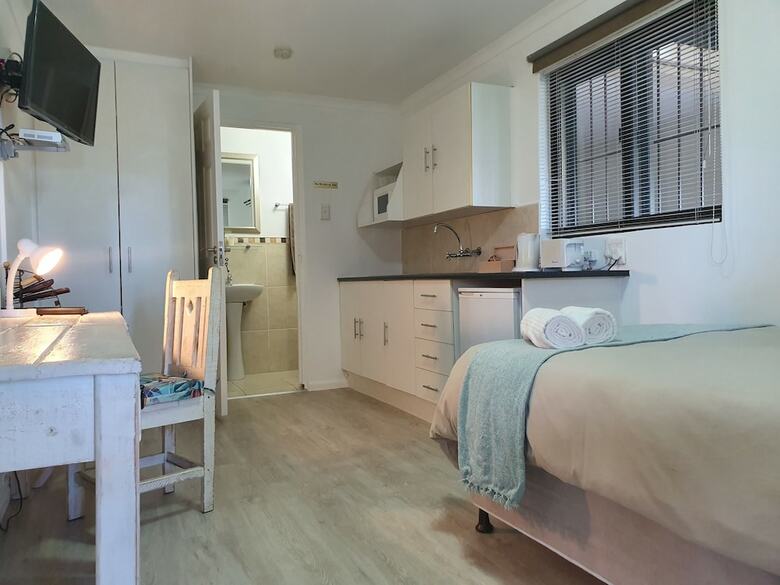 Hotel Tyger Hills Guest House
