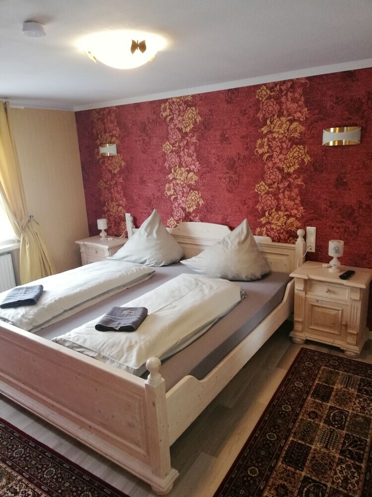 Eleonora Apartment
