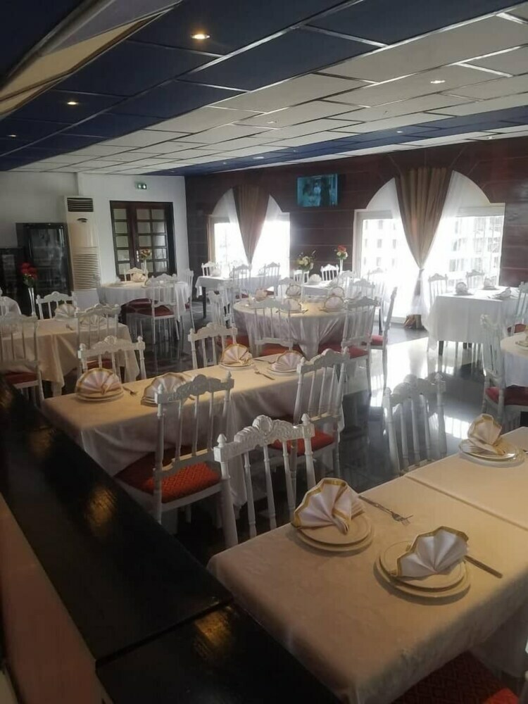 Hotel Byblos Palace