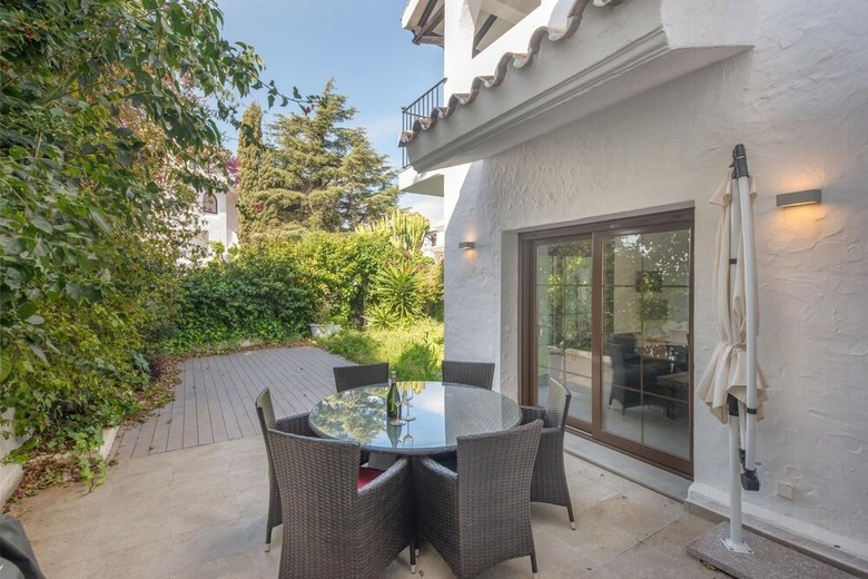 Aldea Blanca Luxury Townhouse