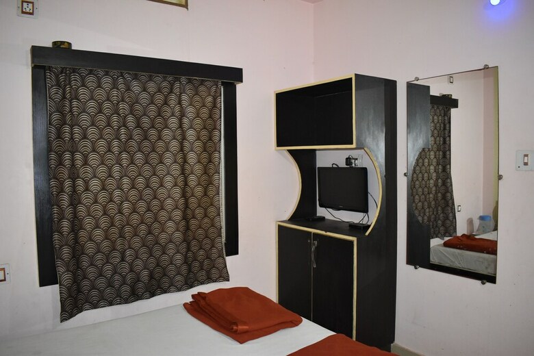 Hotel Goroomgo Gouri Palace Puri