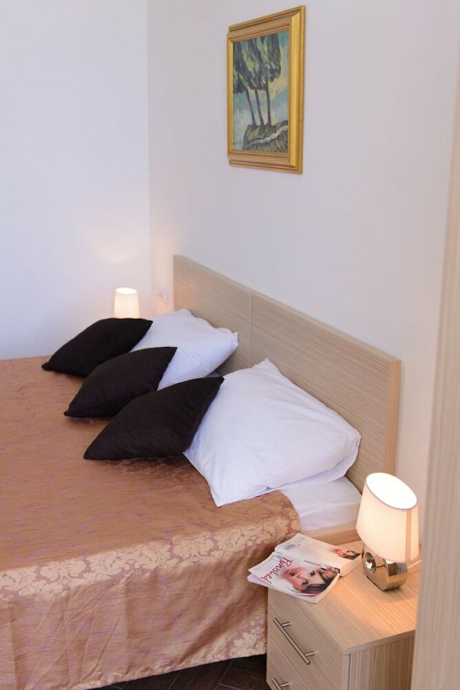 Ploce Apartments- Adults Only