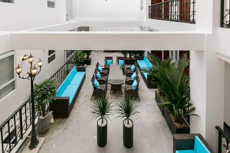 Hotel Oyo 304 Universe Apartment