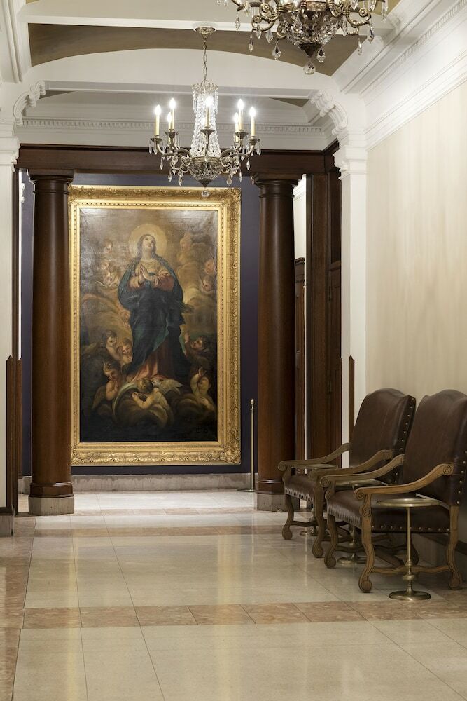 Hotel Celeste Of St Paul