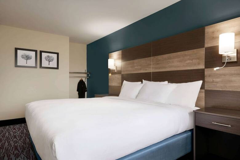 Hotel Americinn By Wyndham Dodgeville