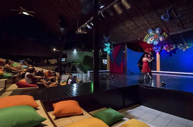 Apartamento D Beach Resort