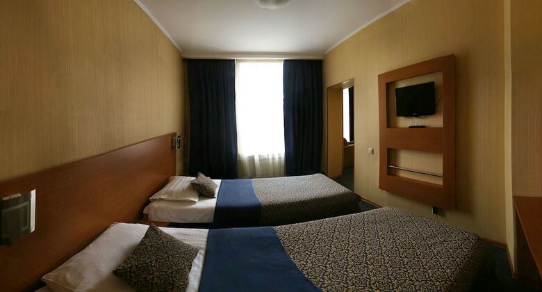 Hotel Cronwell Park Nika