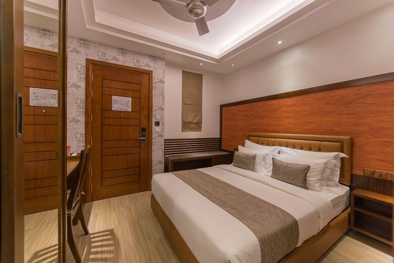 Hotel Samann Host
