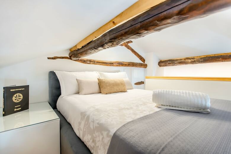 Apartamentos Santa Catarina Charming Loft