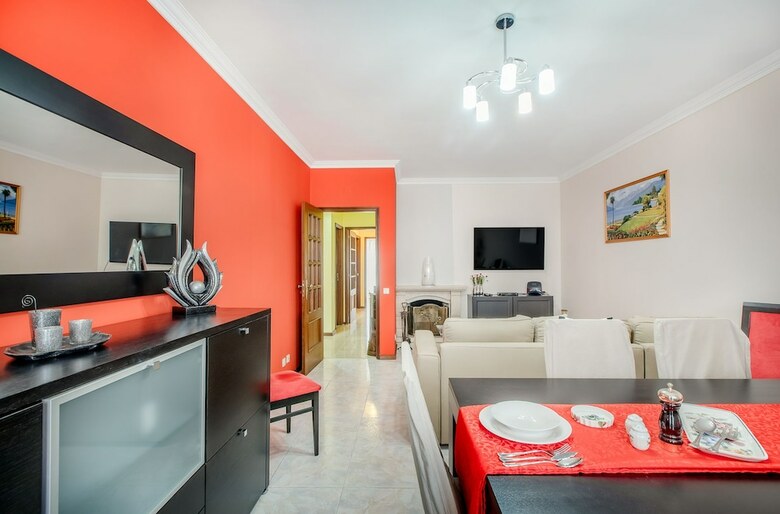 Espinho Family Stays Apartment