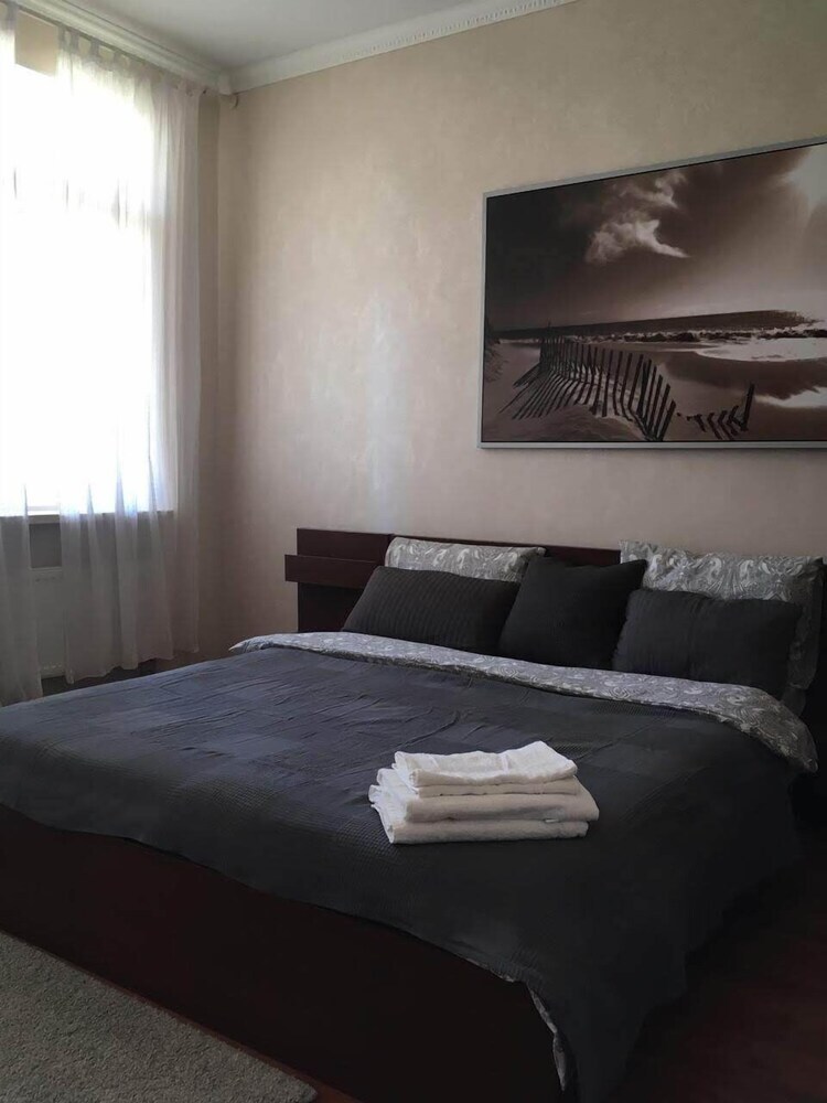 Apartment On Vasileostrovskaya