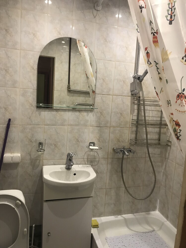 Apartment Shaumyana 32