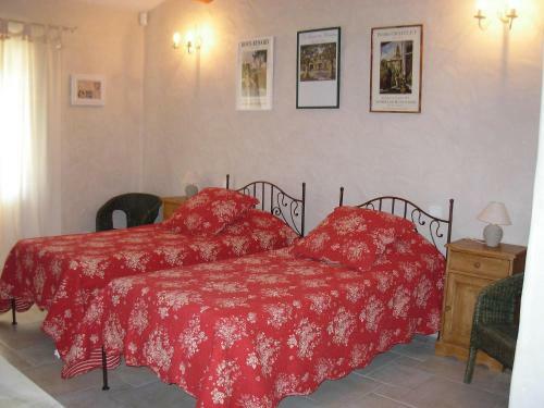 Holiday Home Mas Coucourelle Chateaurenard