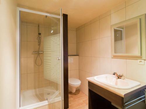 Lodge Holiday Home Le Risdoux Vireuxwallerand