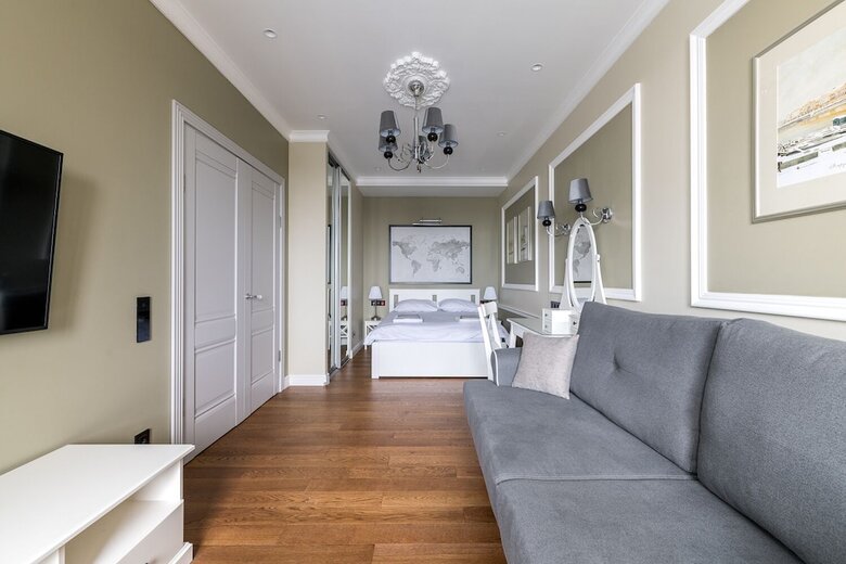 Apartments B. Sampsonievsky 4-6
