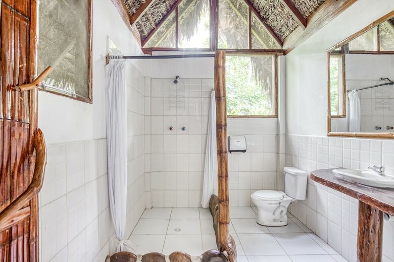 Hostal Selina Shared Amazon Tena