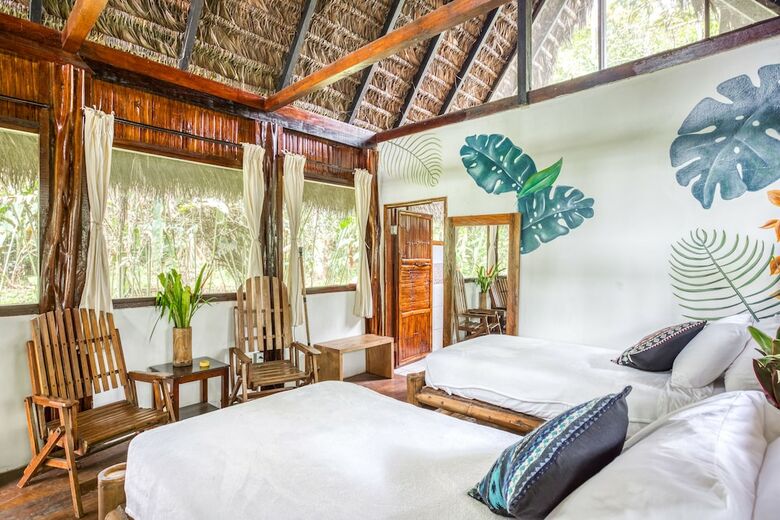 Hostal Selina Shared Amazon Tena