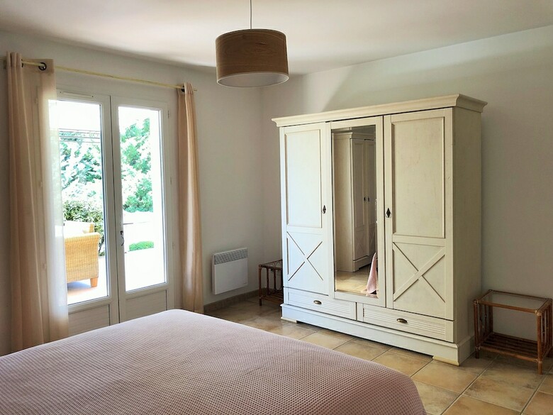 Villa Aux Cypr�s Du Sud