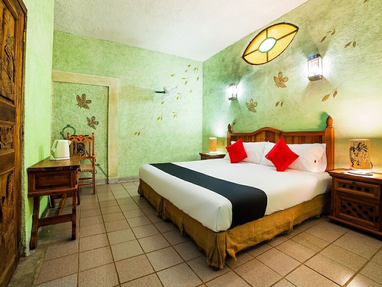 Hotel Capital O Amatl�n