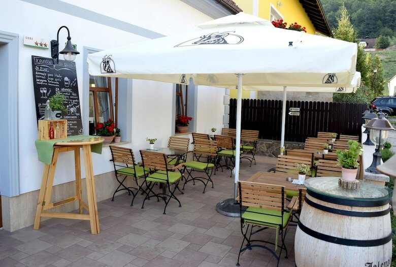 Hotel Penzion Pod Grebenom