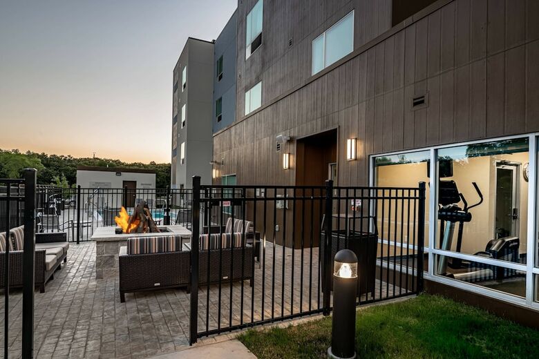 Hotel Towneplace Suites By Marriott Austin South