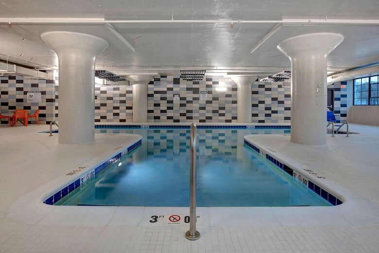 Hotel Embassy Suites By Hilton Rockford Riverfront