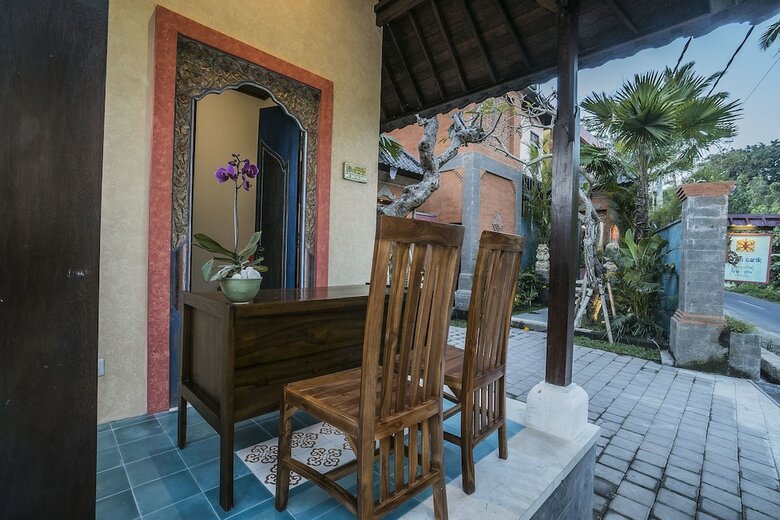 Bed & Breakfast Villa Tanah Carik