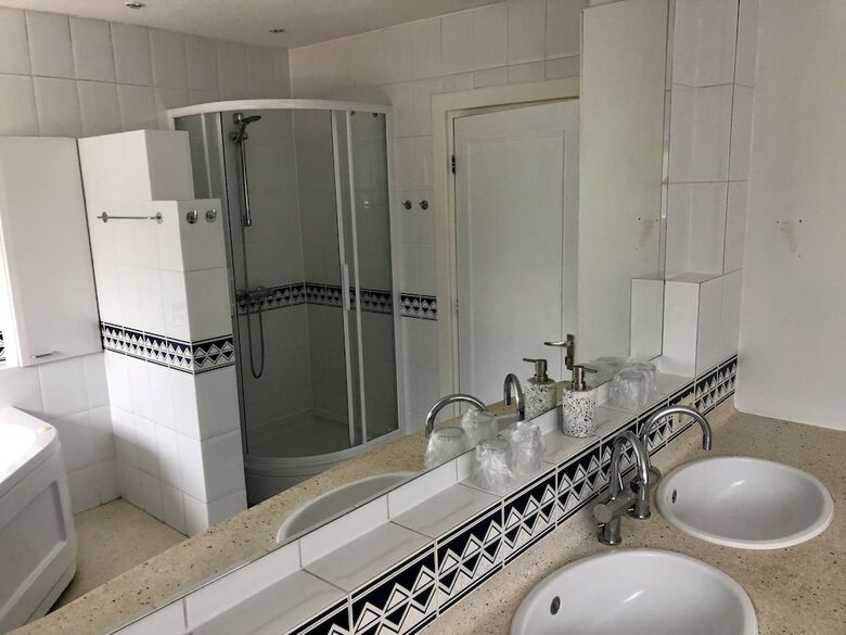 Bed & Breakfast Guesthouse Villa De Eikhof