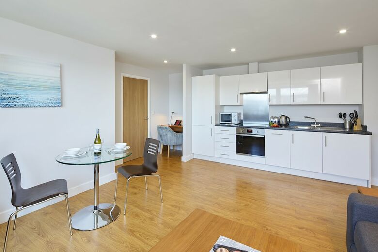 Saco Aparthotel Farnborough