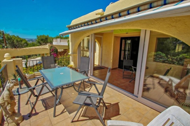 David - Holiday Bungalow With Pool In Teulada