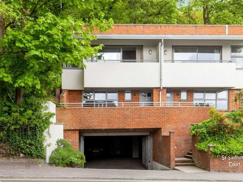 Apartamentos No. 01 St Swithuns Court