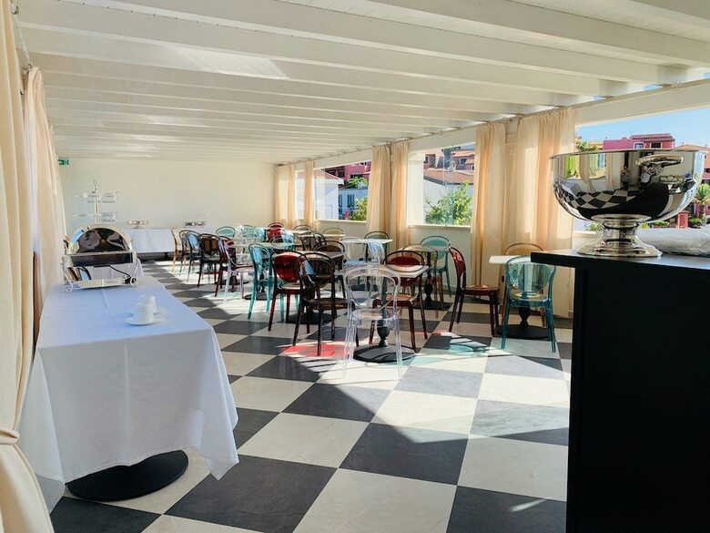 Posada Raphael Hotel