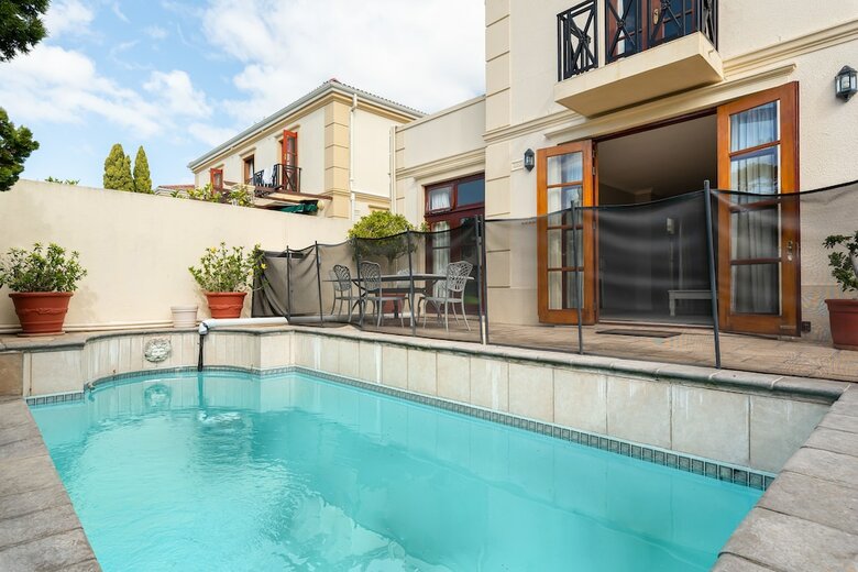 Villa Monmouth 21