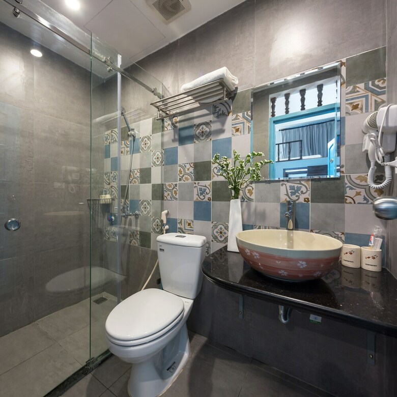 Hotel Centraltique Homestay & Travel