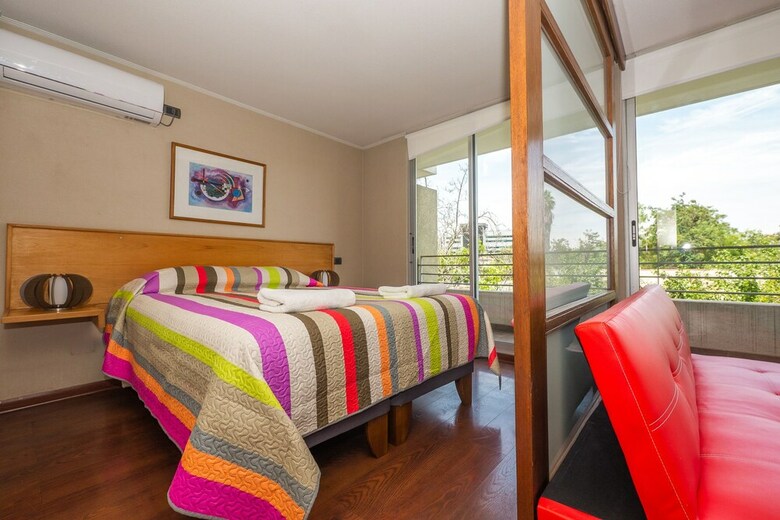 Red Velvet  Apartment