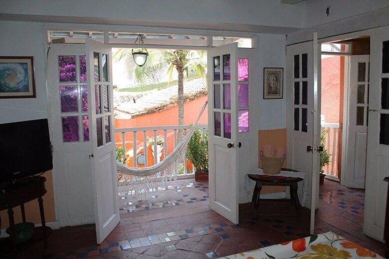 Colonial Guest House Walled City