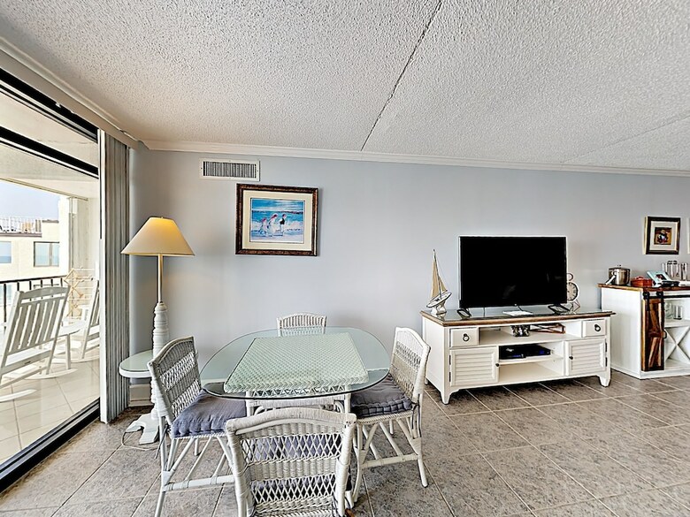 Brigadune #12f Ocean Front